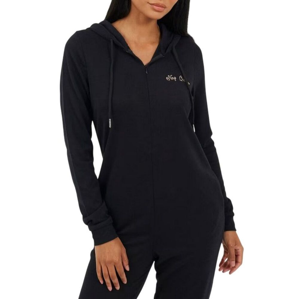 Brave Soul Womens/Ladies Lettering  Long-Sleeved All-In-One Nightwear / Black/Ro